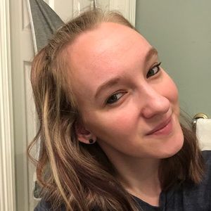 Meet your Posher, Savannah